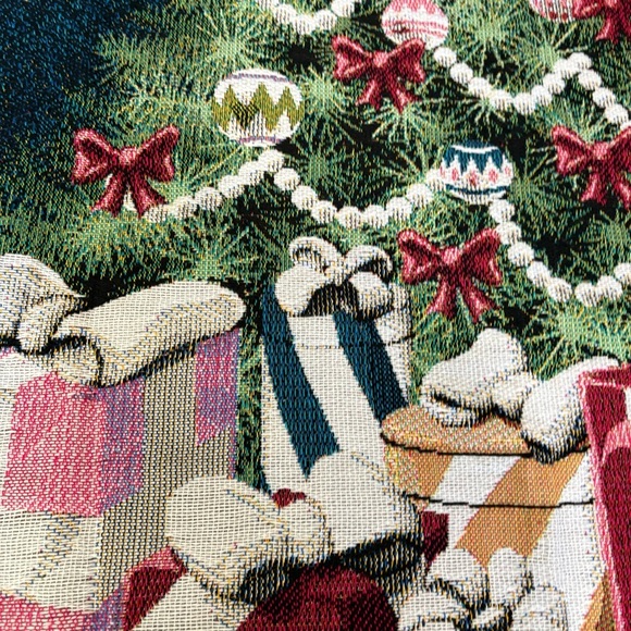 Crown Crafts Holiday Tapestry Throw Blanket Christmas Tree 49 x 58 USA Made - Picture 5 of 10